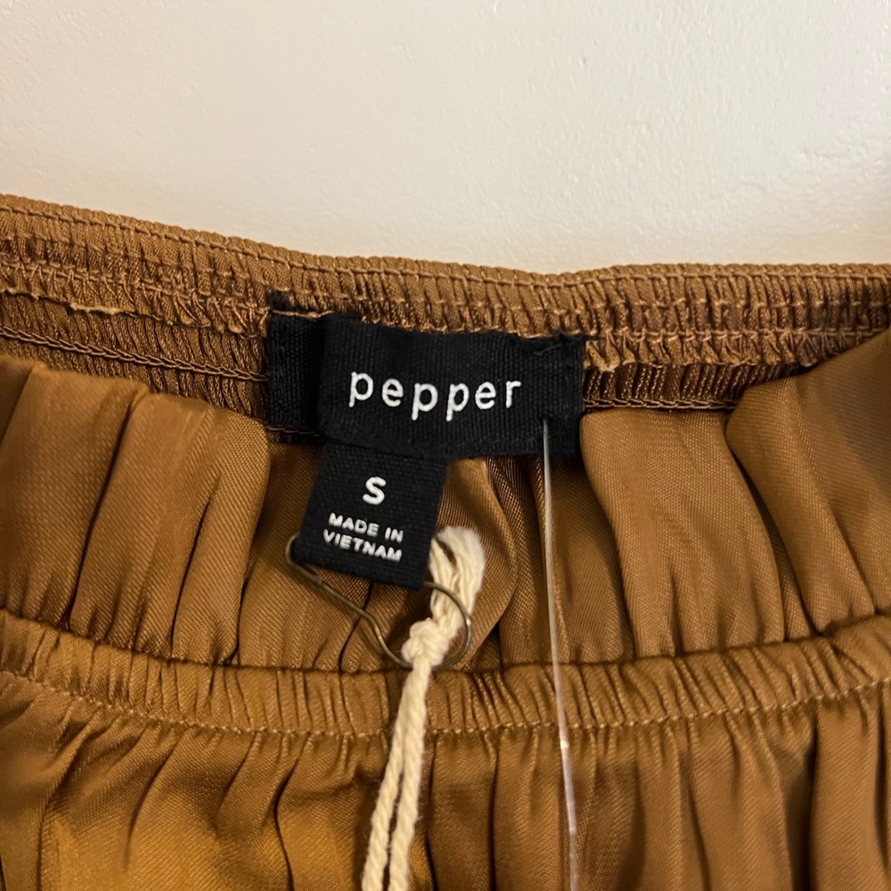 Blu Pepper Brown Women's Blouse - Picture 3 of 4